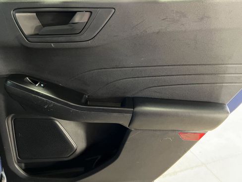 Used 2022 Ford Escape SE w/ Cold Weather Package FWD image 15