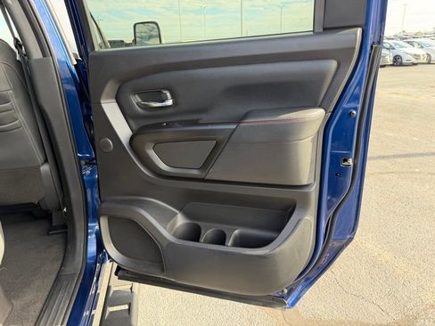 Used 2021 Nissan Titan PRO-4X w/ Pro-4x Utility Package image 19