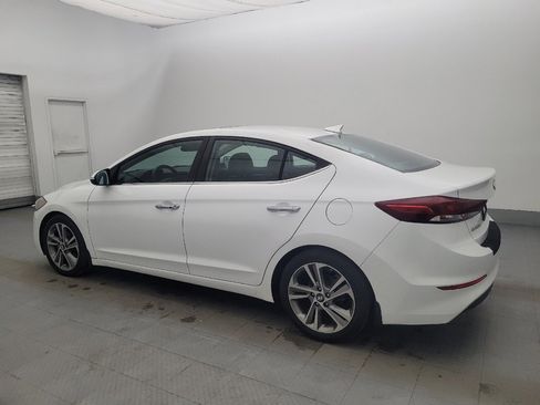 Used 2017 Hyundai Elantra Limited w/ Limited Tech Package 04 FWD image 3