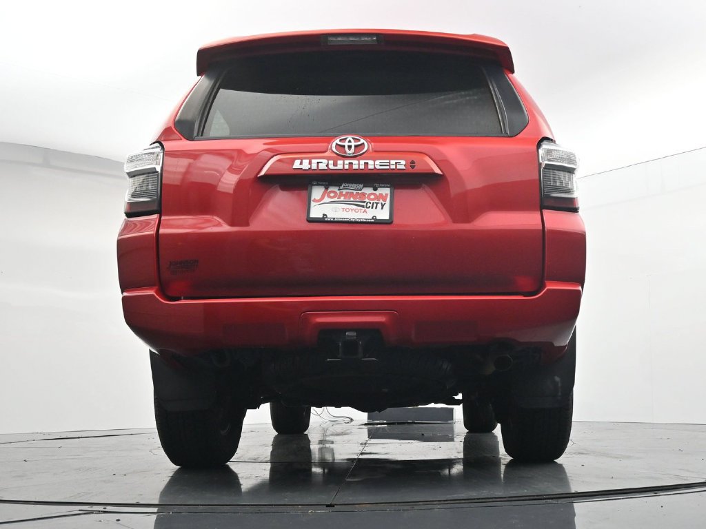 Used 2022 Toyota 4Runner SR5 Premium AWD/4WD image 36