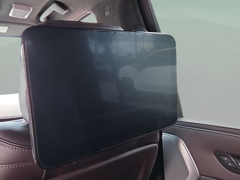 Used 2021 Cadillac Escalade ESV Sport Platinum w/ Heavy-Duty Trailer Package AWD/4WD image 13