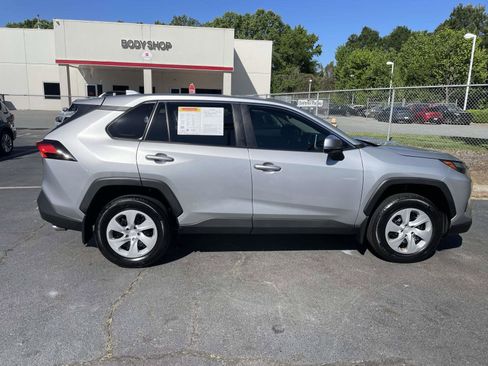 Used 2024 Toyota RAV4 LE FWD image 9