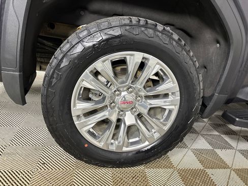 Used 2023 GMC Sierra 1500 Denali w/ Technology Package AWD/4WD image 31