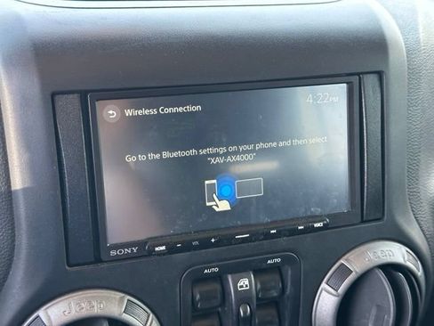 Used 2018 Jeep Wrangler Unlimited Sport S AWD/4WD image 17