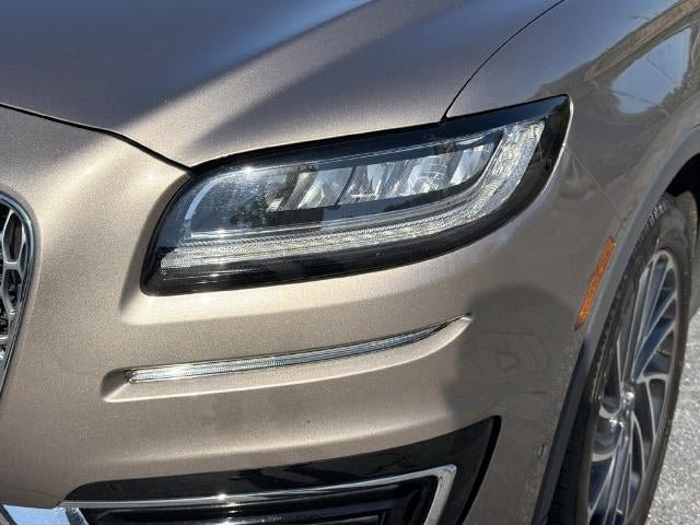 Used 2019 Lincoln Nautilus Reserve FWD image 4