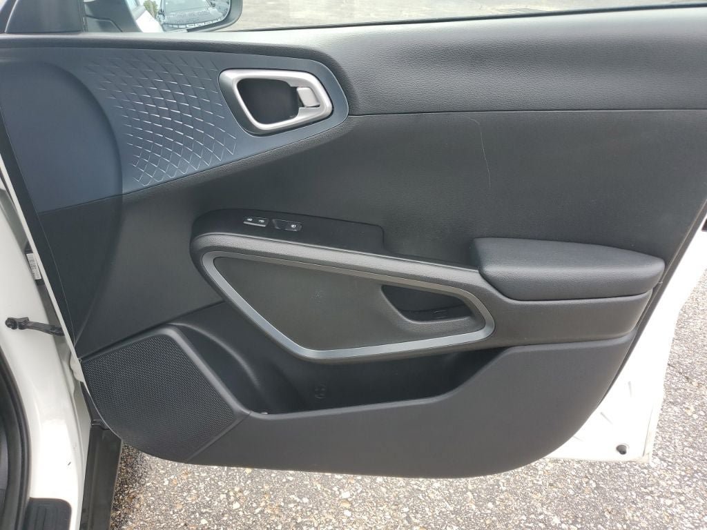 Used 2024 Kia Soul EX FWD image 46