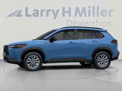 New 2026 Toyota Corolla Cross LE FWD image 3