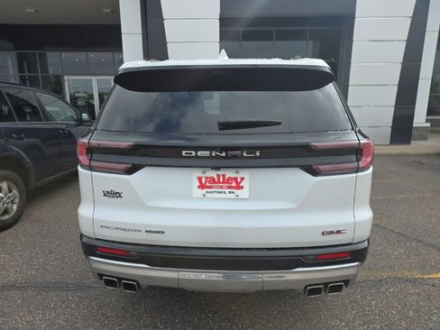 Used 2024 GMC Acadia Denali w/ Super Cruise Package AWD/4WD image 13