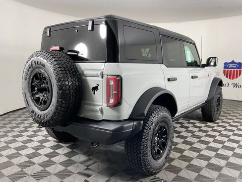 New 2026 Ford Bronco Badlands AWD/4WD image 3