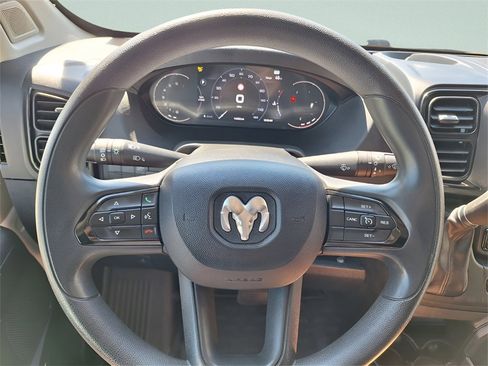 Used 2022 RAM ProMaster 2500 w/ Premium Convenience Group image 15