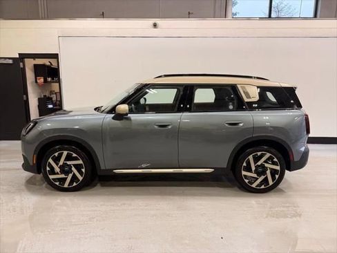 New 2025 MINI Cooper Countryman S image 2