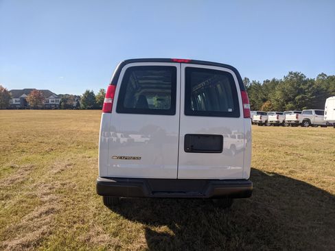 New 2025 Chevrolet Express 2500 w/ Driver Convenience Package image 7