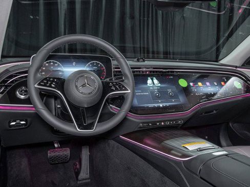 Certified 2025 Mercedes-Benz E 350 Sedan image 18