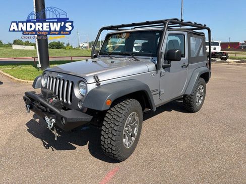Used 2016 Jeep Wrangler Sport w/ Connectivity Group AWD/4WD image 1