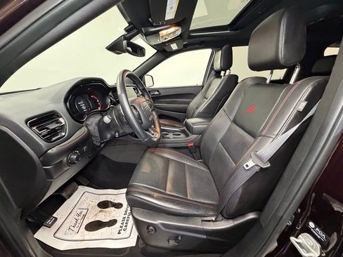 Used 2025 Dodge Durango GT image 4