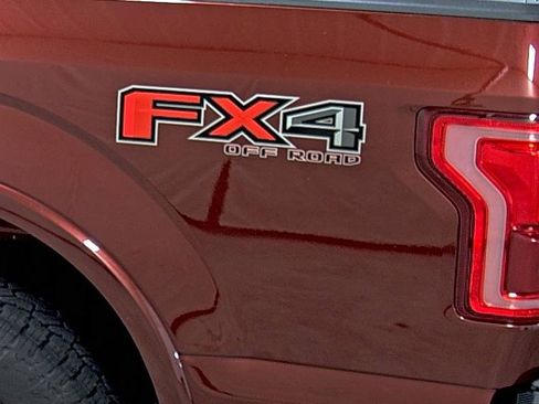 Used 2016 Ford F150 Lariat w/ Equipment Group 502A Luxury image 10