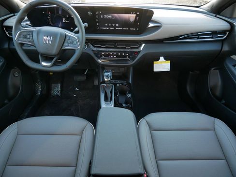 New 2026 Buick Envista Avenir image 7