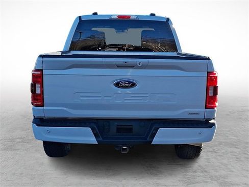 Certified 2022 Ford F150 XLT w/ Equipment Group 302A High image 5