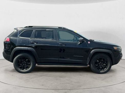 Used 2019 Jeep Cherokee Trailhawk AWD/4WD image 6
