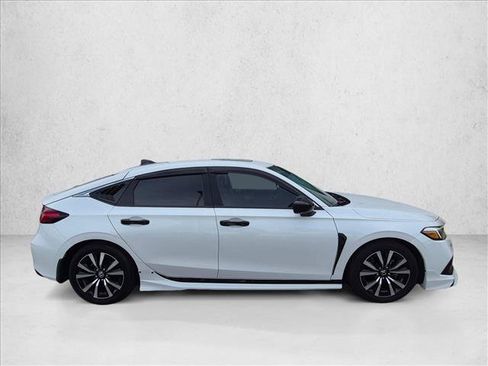 Used 2023 Honda Civic EX-L image 4