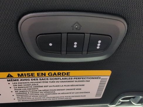 New 2026 Chrysler Pacifica Select image 26