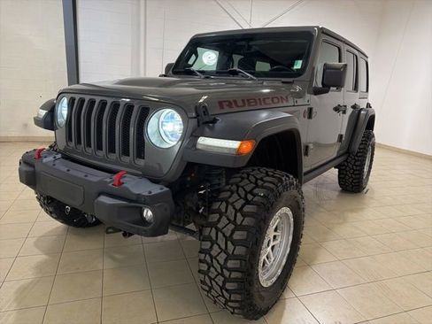 Used 2019 Jeep Wrangler Unlimited Rubicon AWD/4WD image 2