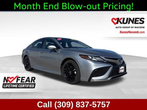 Used 2023 Toyota Camry XSE image 1