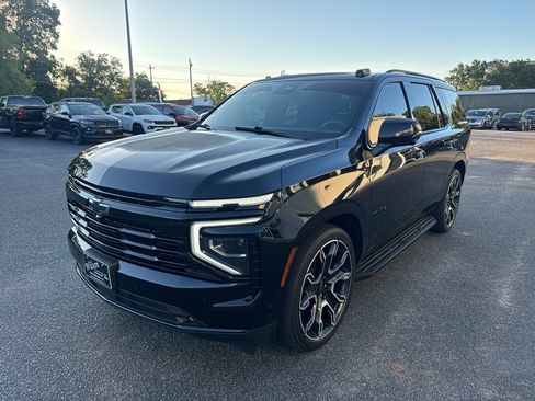 Used 2025 Chevrolet Tahoe RST w/ RST Capability Package AWD/4WD image 5