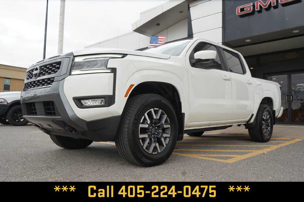 Used 2025 Nissan Frontier SL AWD/4WD image 4