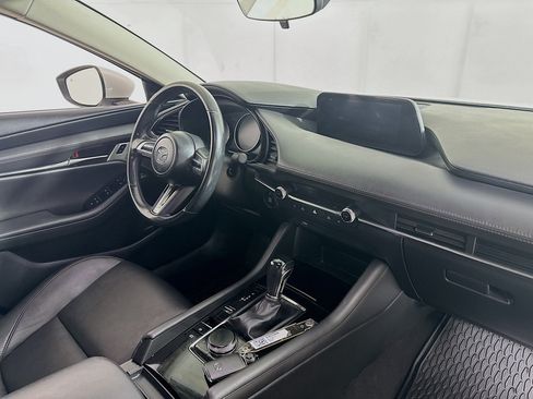 Used 2019 MAZDA MAZDA3 Sedan w/ Preferred Package FWD image 26