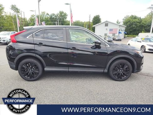 Used 2020 Mitsubishi Eclipse Cross SE FWD image 2
