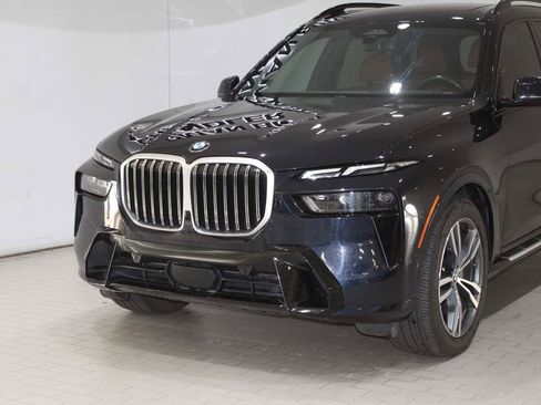 Certified 2023 BMW X7 xDrive40i w/ M Sport Package image 2