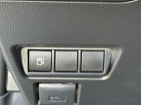 Used 2024 Toyota Prius LE image 19