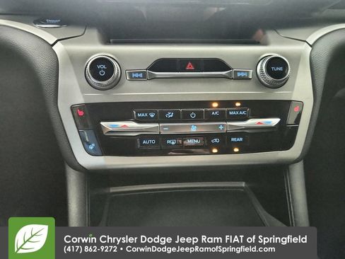 Used 2022 Ford Explorer XLT w/ Equipment Group 202A AWD/4WD image 26