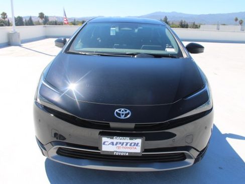 New 2026 Toyota Prius XLE image 7