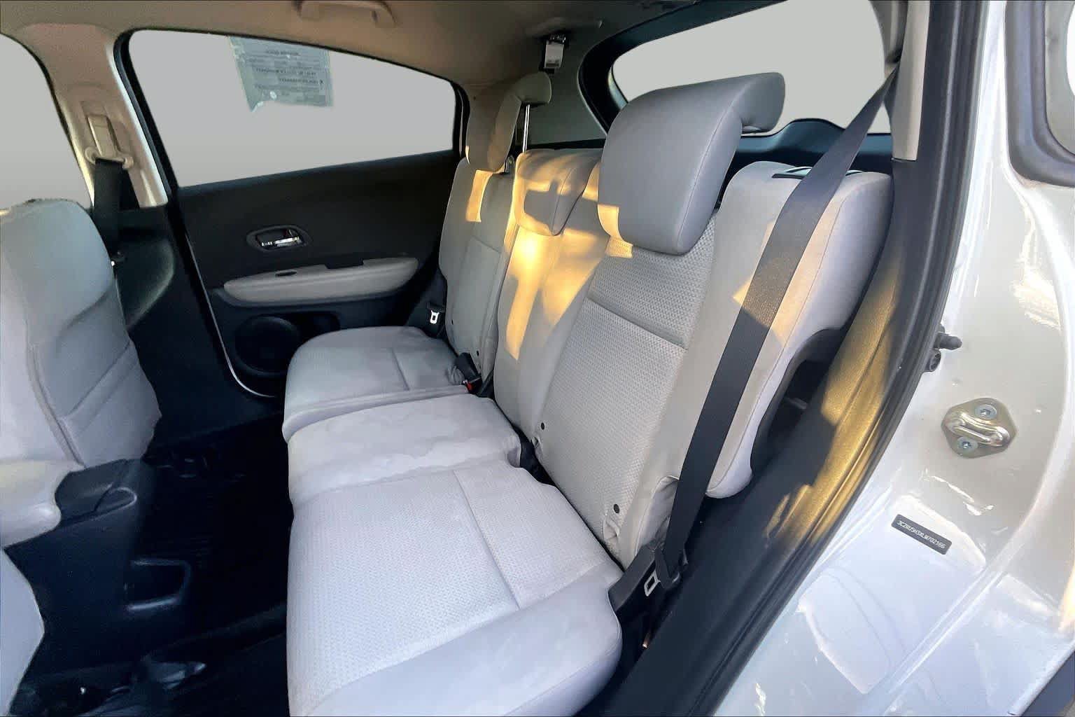Used 2020 Honda HR-V LX image 20
