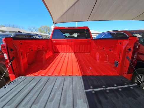 Certified 2022 Chevrolet Silverado 1500 Custom image 10