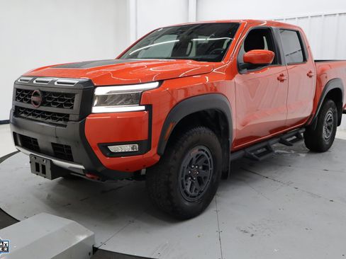 Used 2025 Nissan Frontier PRO-4X w/ Black Accent Package image 9