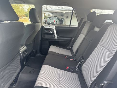 Used 2024 Toyota 4Runner SR5 image 23