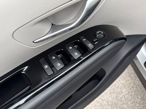 Used 2024 Hyundai Tucson Limited image 10