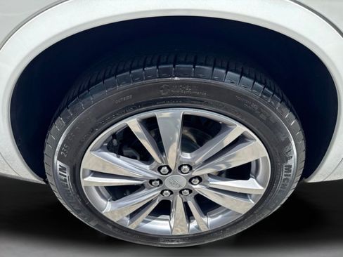 Used 2024 Cadillac XT6 Premium Luxury FWD image 39