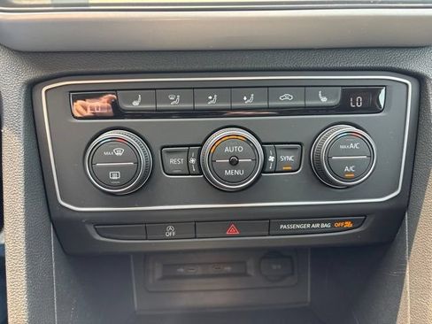 Used 2021 Volkswagen Atlas SE w/ Panoramic Sunroof Package AWD/4WD image 35