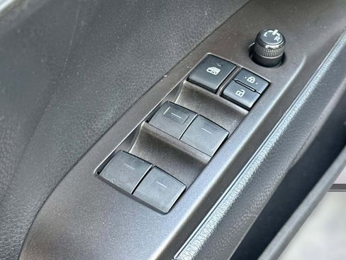 Used 2021 Toyota Camry SE image 13