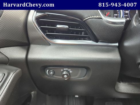 Used 2023 Chevrolet Traverse Premier AWD/4WD image 24
