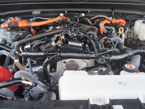 Used 2025 Toyota Tacoma TRD Pro AWD/4WD image 28