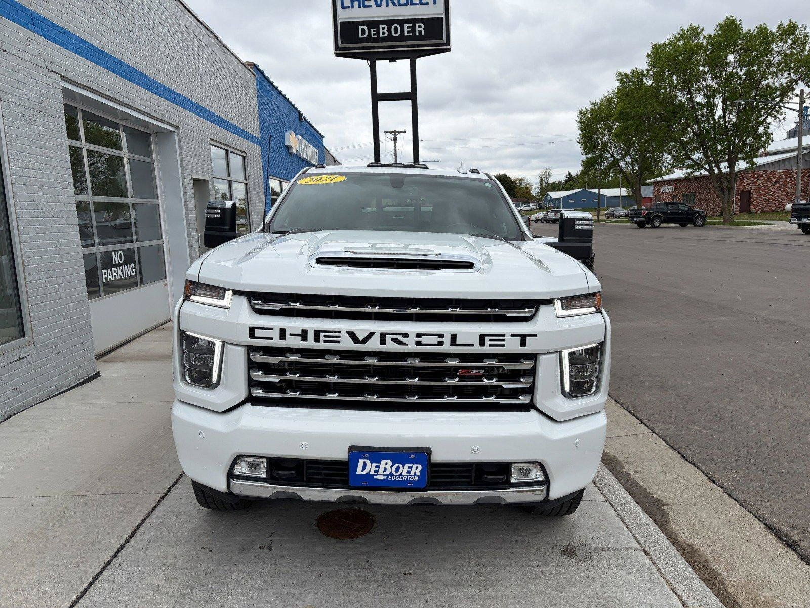 Used 2021 Chevrolet Silverado 2500 LTZ w/ Z71 Chrome Sport Edition AWD/4WD image 7