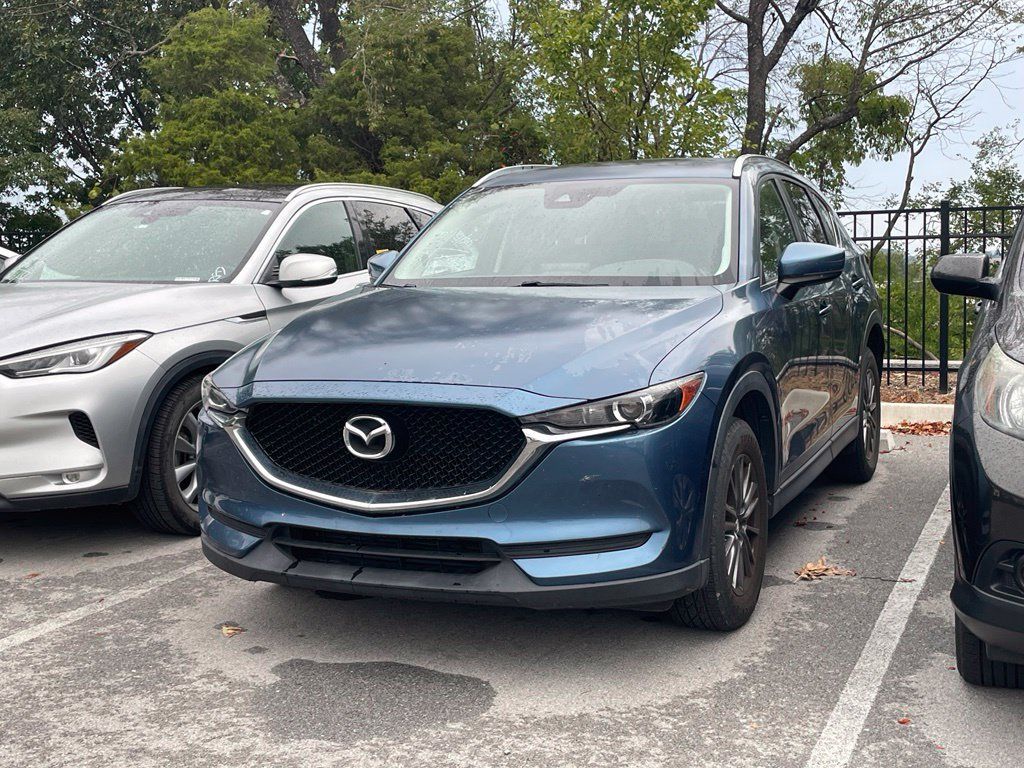 Used 2017 MAZDA CX-5 Touring w/ Preferred Equipment Package AWD/4WD image 3