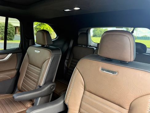 New 2026 GMC Acadia Denali Ultimate w/ LPO, Floor Liner Package FWD image 21
