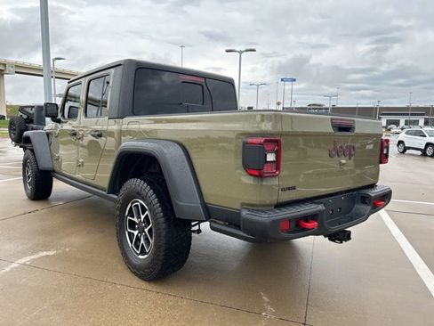 Used 2025 Jeep Gladiator Rubicon image 6