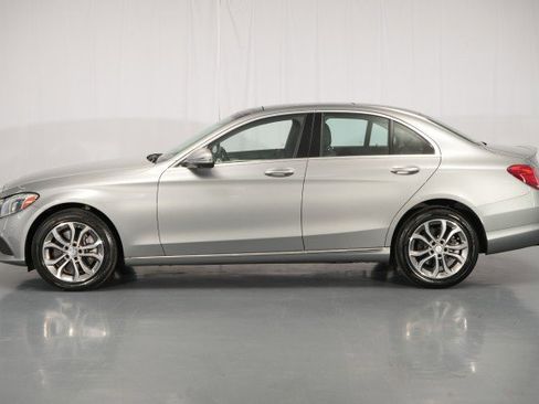 Used 2016 Mercedes-Benz C 300 4MATIC Sedan image 2
